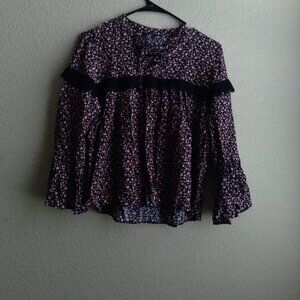 Forever 21 Black Floral Lace-Up Blouse with Lace and Ruffle Sleeve Size Small